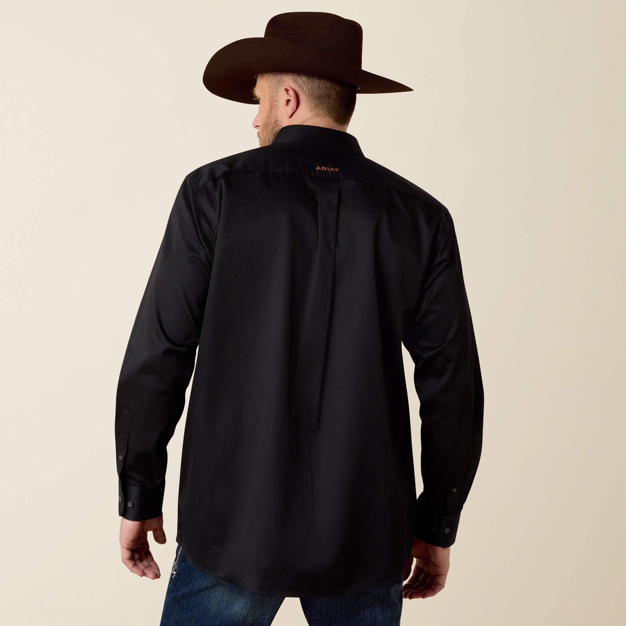 Solid Twill Classic Fit Shirt Men | Ariat online shop