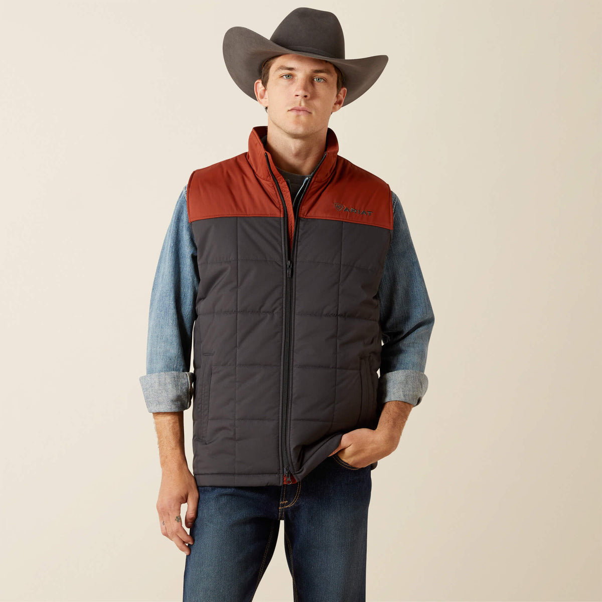 Crius Insulated Vest Men | Ariat on sale