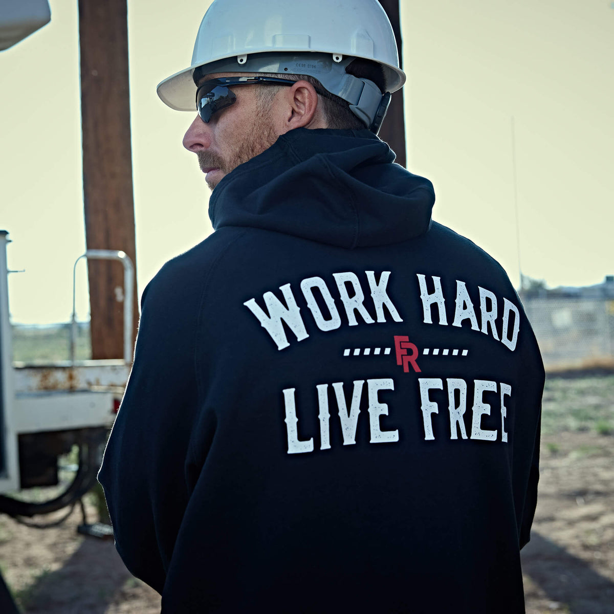 FR DuraStretch Work Hard Live Free Hoodie Men | Ariat online shop