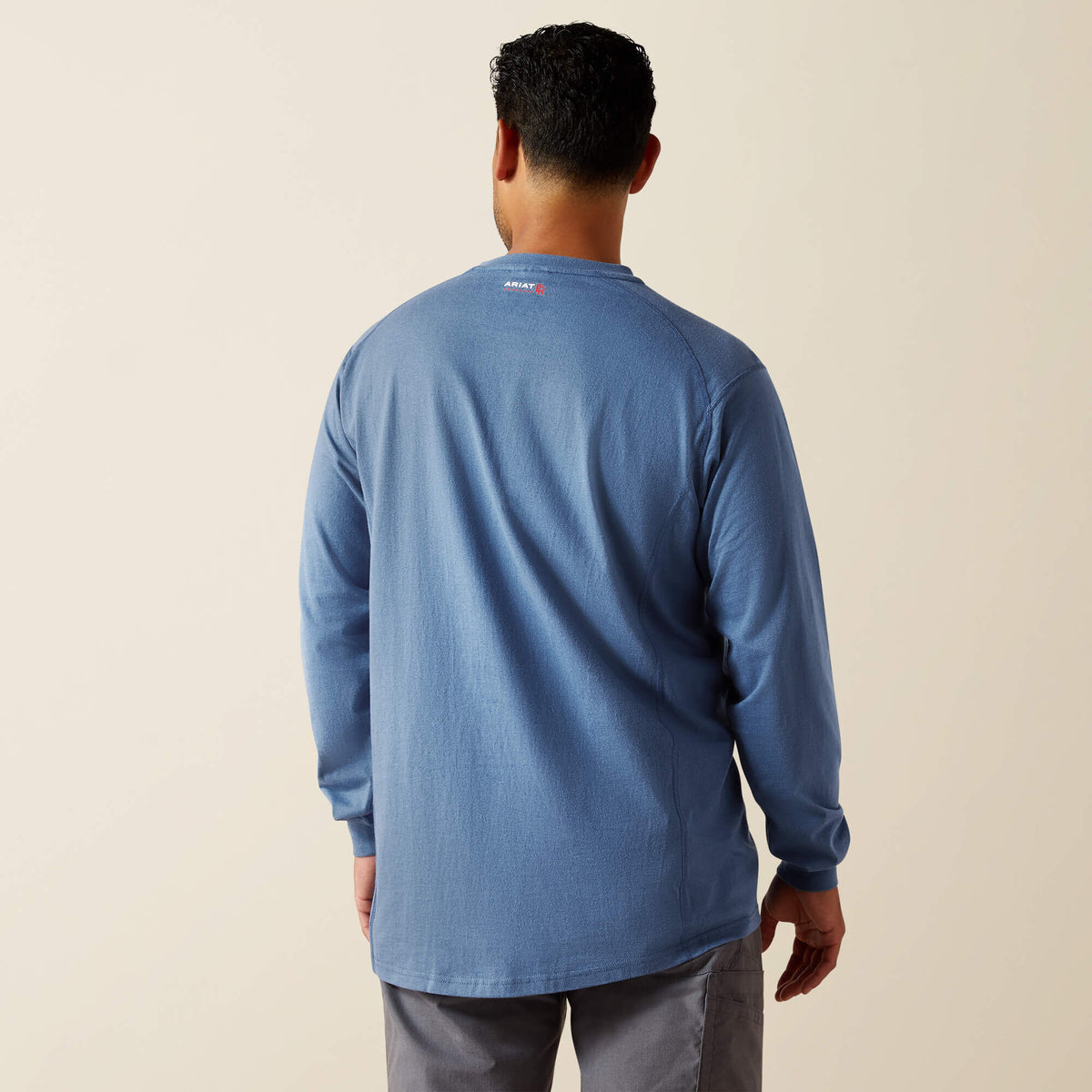FR Air Henley Men | Ariat online shop