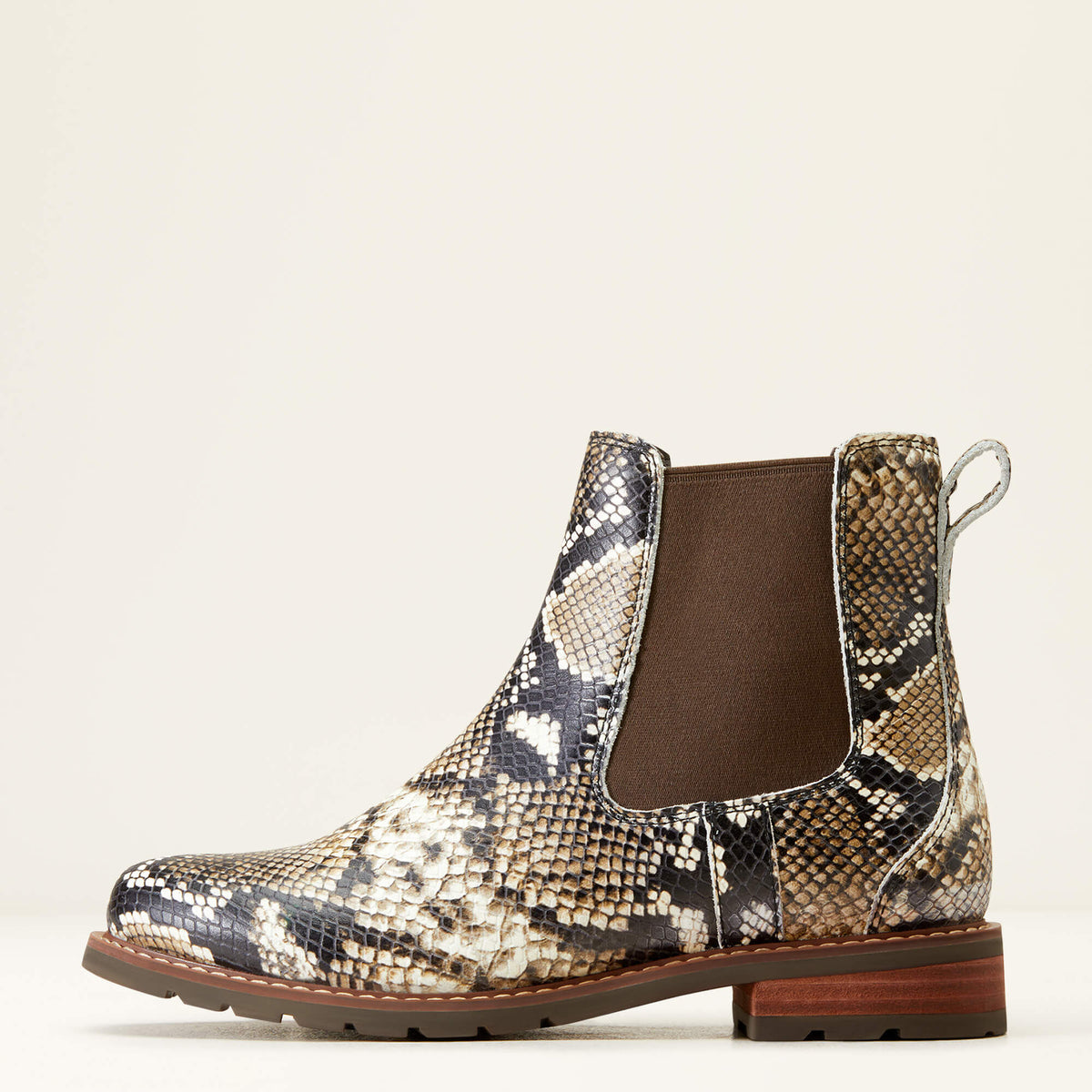Wexford Chelsea Boot Women | Ariat on sale