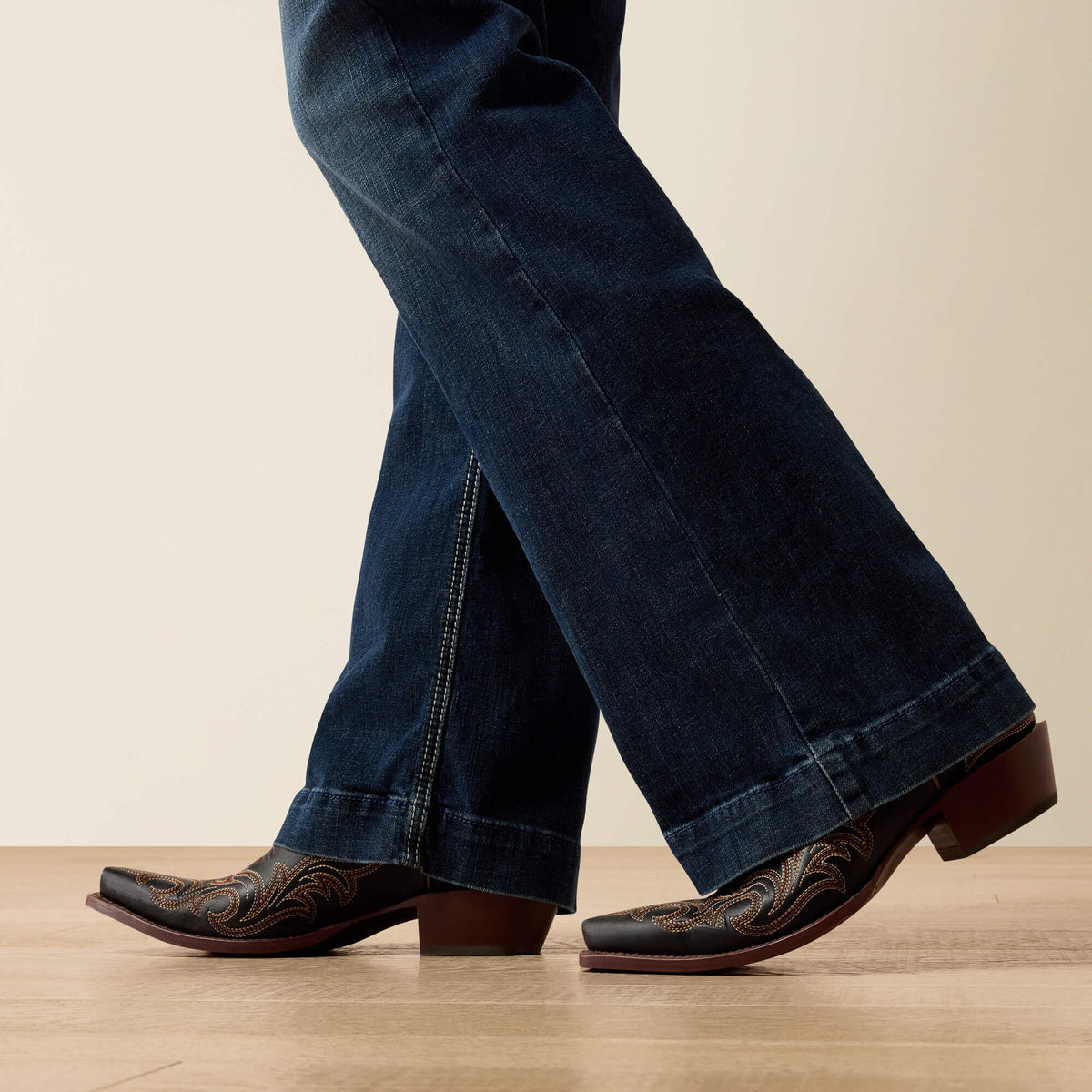 Trouser Perfect Rise Aisha Wide Leg Jean Women | Ariat online