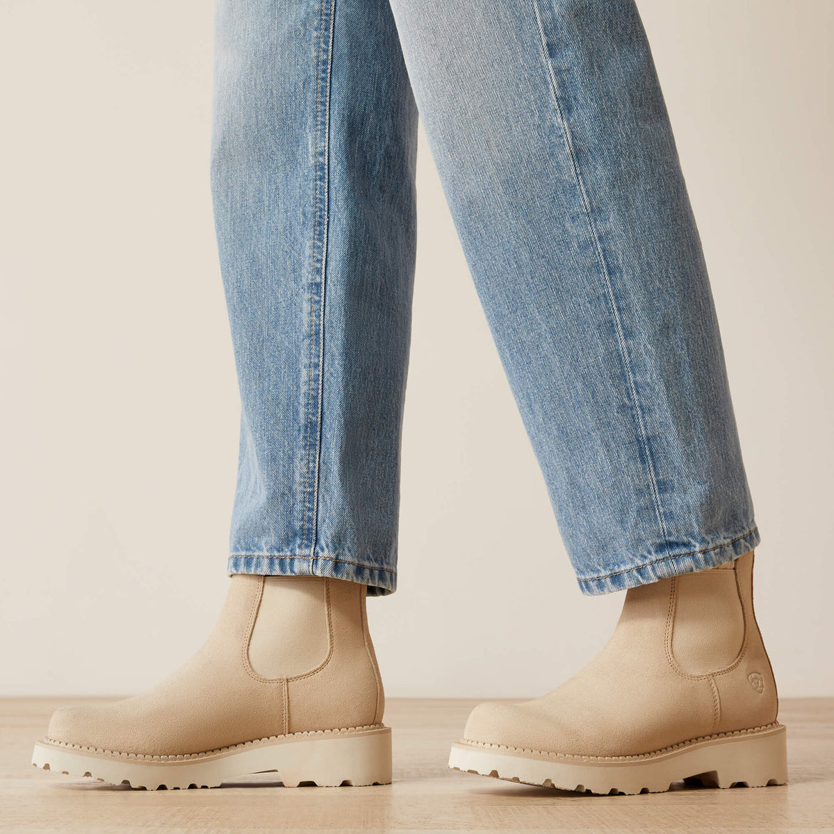 Ultra High Rise Tomboy Straight Leg Jeans Women | Ariat discount