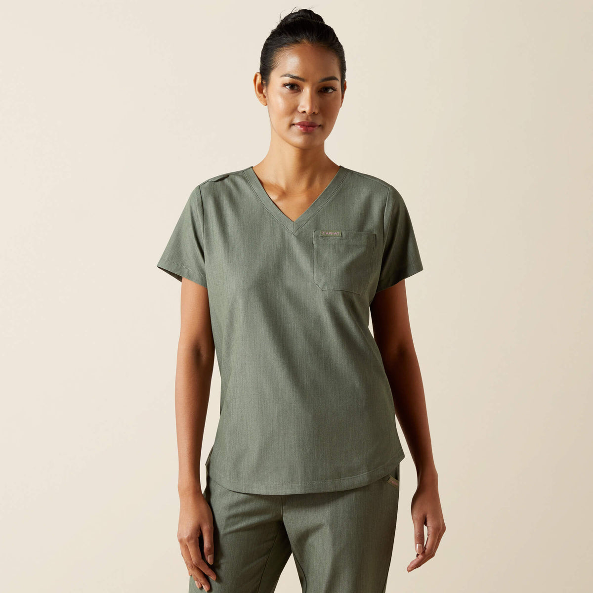 Beth Basic Scrub Top Women | Ariat outlet
