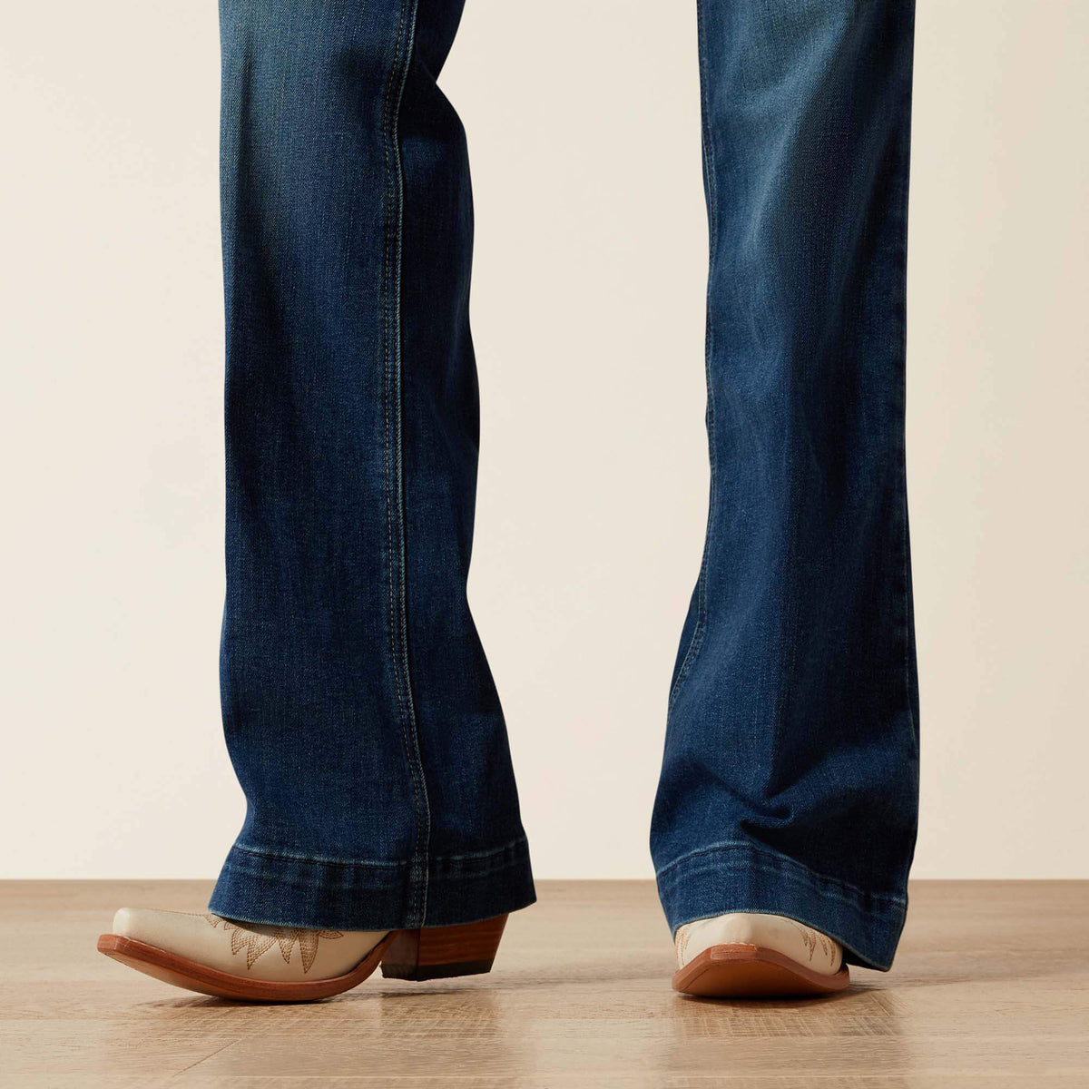 Perfect Rise Leslie Slim Trouser Jeans Trends | Ariat on sale