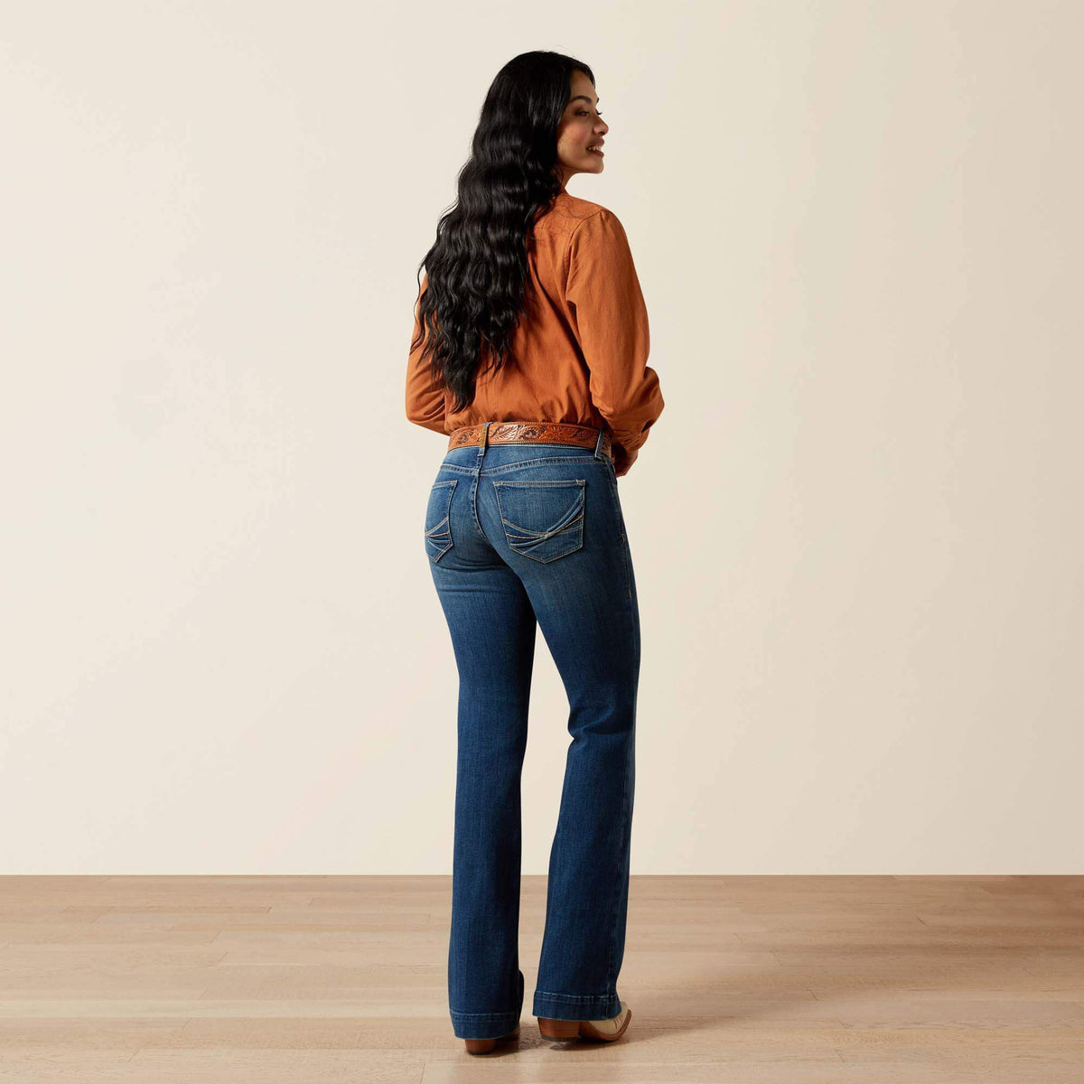 Perfect Rise Leslie Slim Trouser Jeans Trends | Ariat on sale